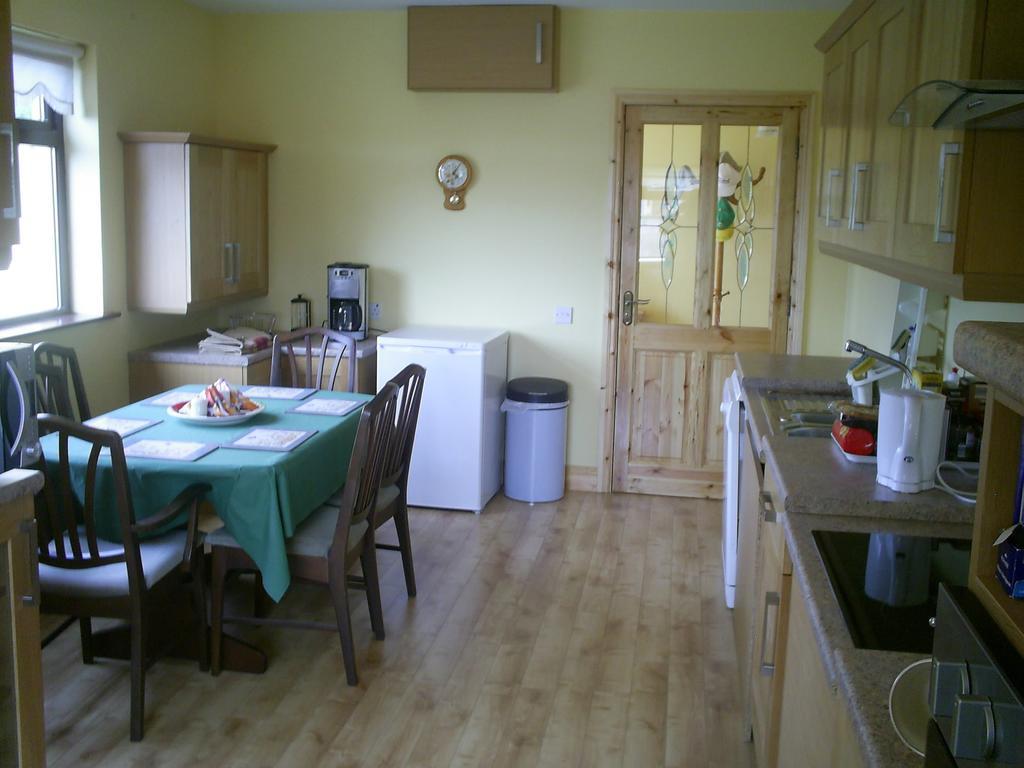 Vila Derry House Listowel Pokoj fotografie